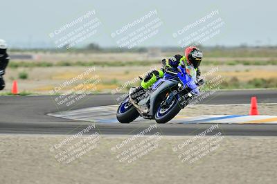 media/Apr-18-2025-TrackDaz (Fri) [[45f5874c44]]/C Group/Session 1 (Turn 7)/